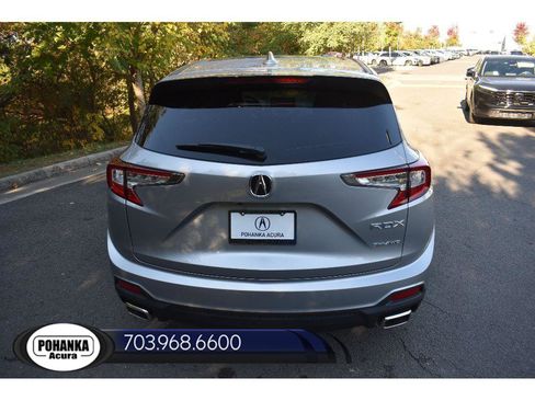 New 2025 Acura RDX SH-AWD image 9