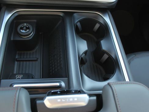 New 2025 Ford Expedition Active AWD/4WD image 29