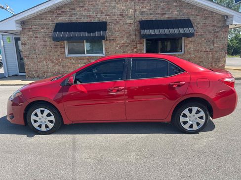 Used 2017 Toyota Corolla LE w/ Body Protection Package FWD image 10