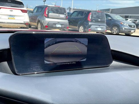 Used 2020 MAZDA MAZDA3 Hatchback w/ Premium Package FWD image 21