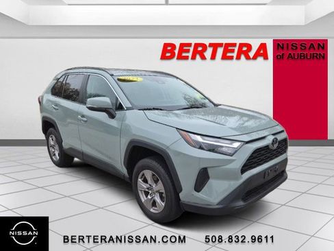 Used 2023 Toyota RAV4 XLE image 4