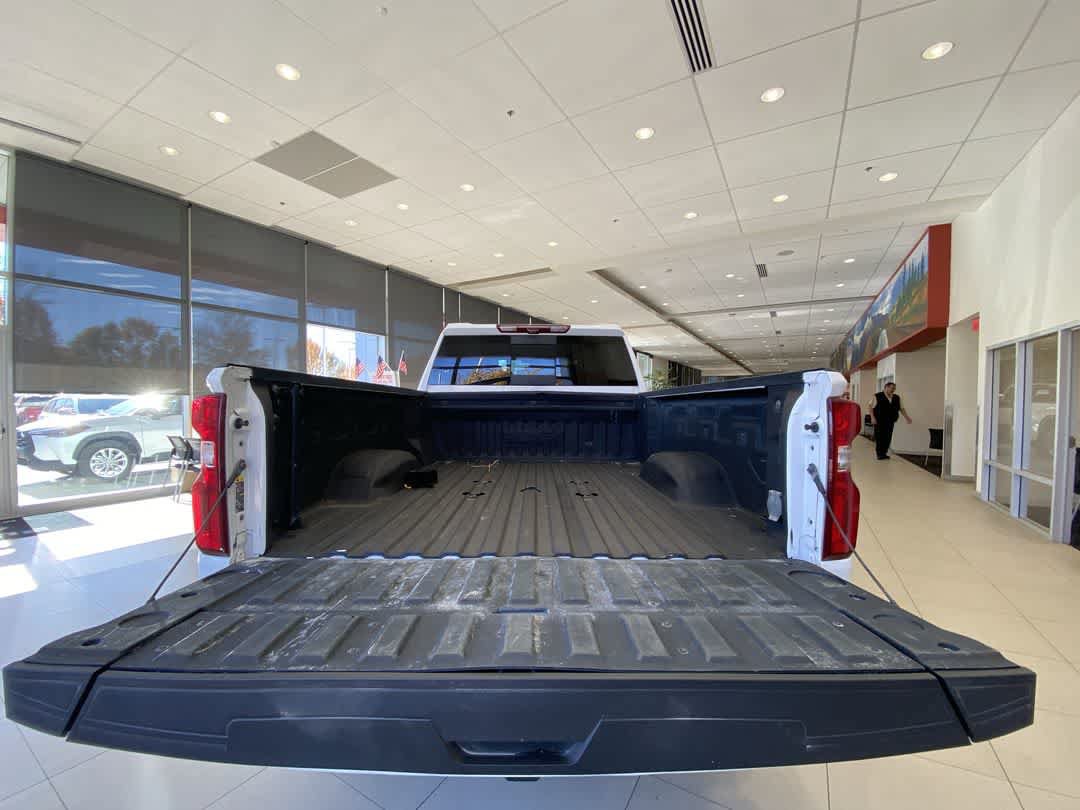 Used 2023 Chevrolet Silverado 2500 High Country w/ Z71 Off-Road Package AWD/4WD image 26