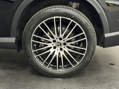 Used 2026 Mercedes-Benz GLC 300 image 17