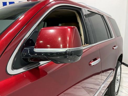 Used 2016 Cadillac Escalade Platinum image 10