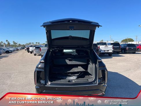 Used 2024 Cadillac Lyriq Luxury w/ LPO, Floor Liner Package image 15