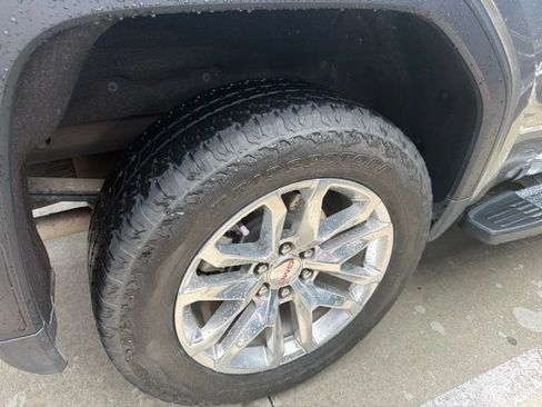 Used 2019 GMC Sierra 1500 SLE w/ SLE Value Package AWD/4WD image 7