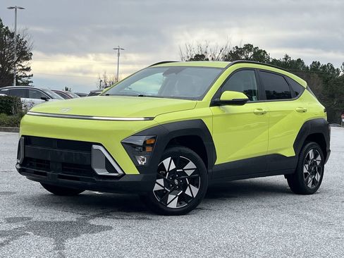 Used 2025 Hyundai Kona SEL image 1