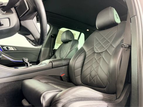 Used 2023 BMW X5 xDrive40i image 11