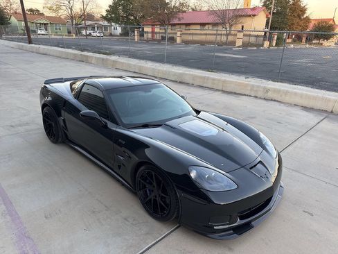 Used 2010 Chevrolet Corvette ZR1 w/ Preferred Equipment Group image 10