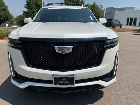 Certified 2024 Cadillac Escalade Sport Platinum w/ LPO, ONYX Package AWD/4WD image 6