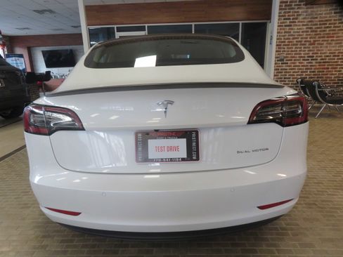 Used 2022 Tesla Model 3 Long Range image 5