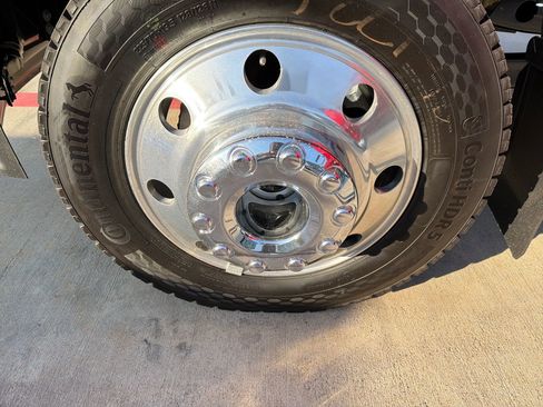 New 2026 Ford F450 XLT w/ 360-Degree Camera Package image 27