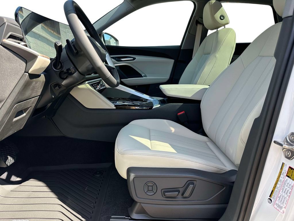 New 2026 Audi Q5 Premium AWD/4WD image 6