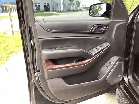 Used 2015 GMC Yukon SLT AWD/4WD image 13