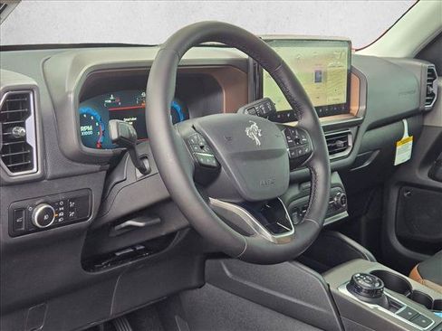 New 2025 Ford Bronco Sport Outer Banks w/ Outer Banks Tech Package+ AWD/4WD image 3
