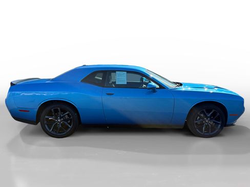 Used 2023 Dodge Challenger SXT w/ Blacktop Package image 6