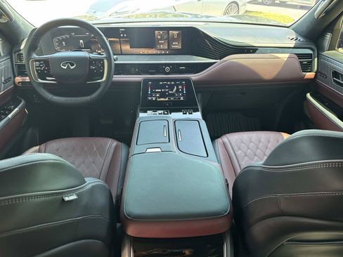 Used 2025 INFINITI QX80 Autograph AWD/4WD image 21