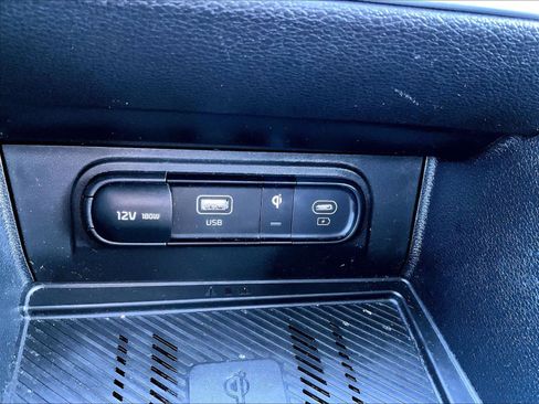 Used 2023 Kia Sportage SX image 26