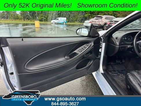 Used 1996 Ford Mustang GT RWD image 11