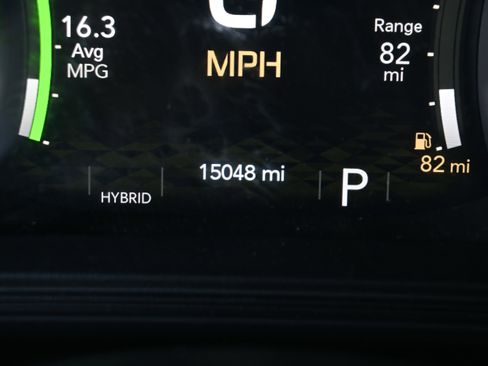 Used 2025 Jeep Wrangler Unlimited Sahara AWD/4WD image 21