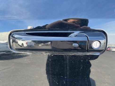 Used 2024 RAM 2500 Laramie image 19