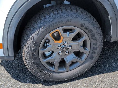 Used 2025 Ford Maverick Tremor AWD/4WD image 12