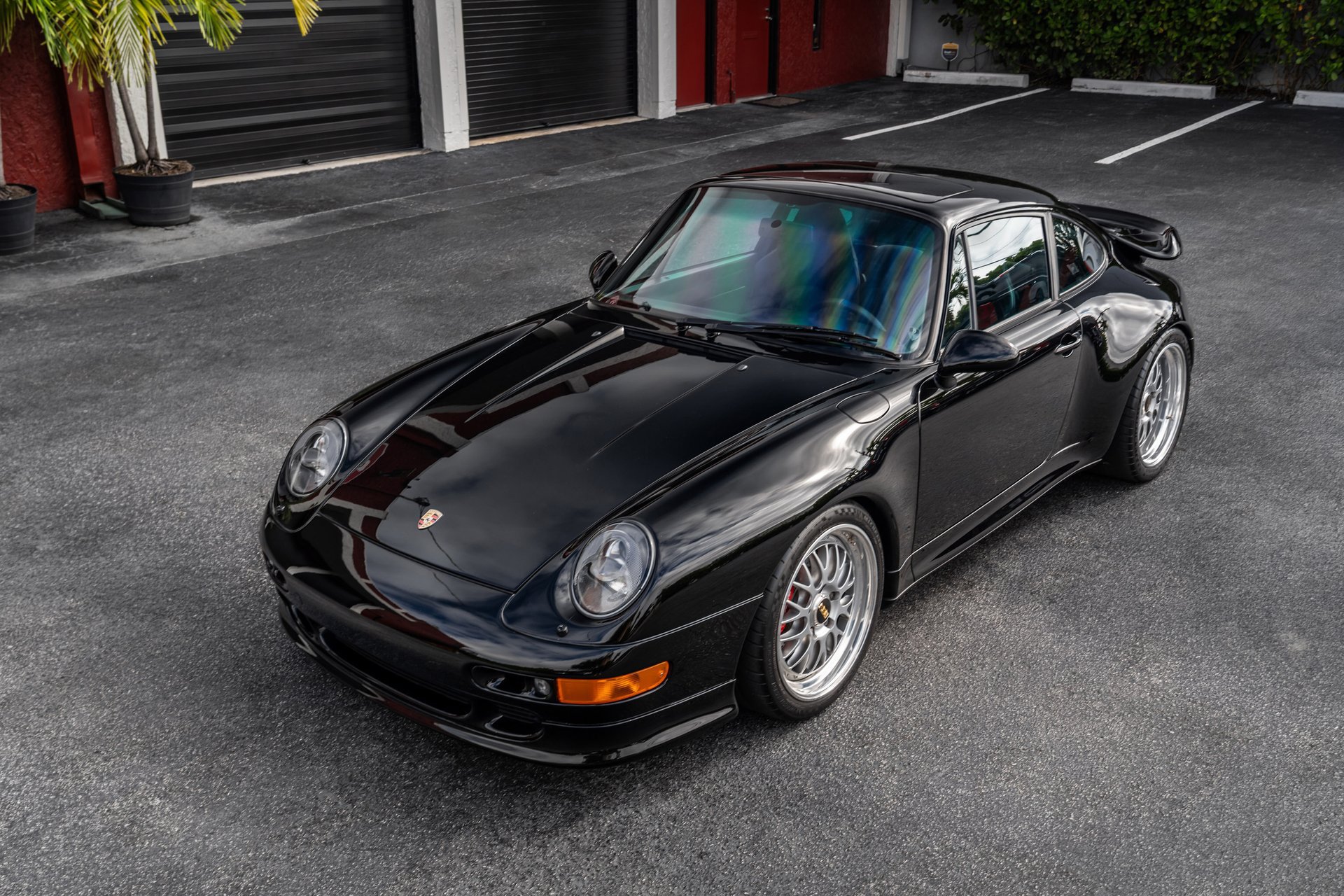Used 1996 Porsche 911 Turbo RWD image 5