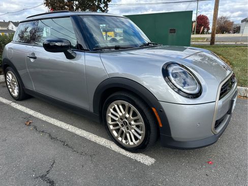 Used 2025 MINI Cooper S image 7