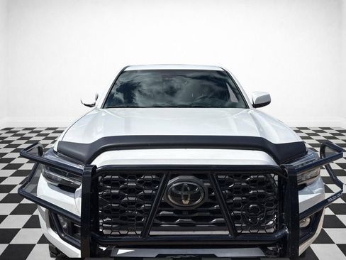 Used 2023 Toyota Tacoma TRD Off-Road w/ TRD Premium Off Road Package AWD/4WD image 34