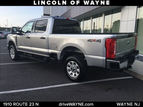 Used 2024 Ford F250 XLT w/ Snow Plow Prep Package image 3