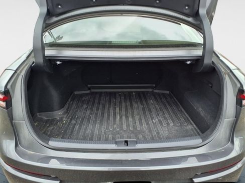 Used 2023 Toyota Crown XLE image 13