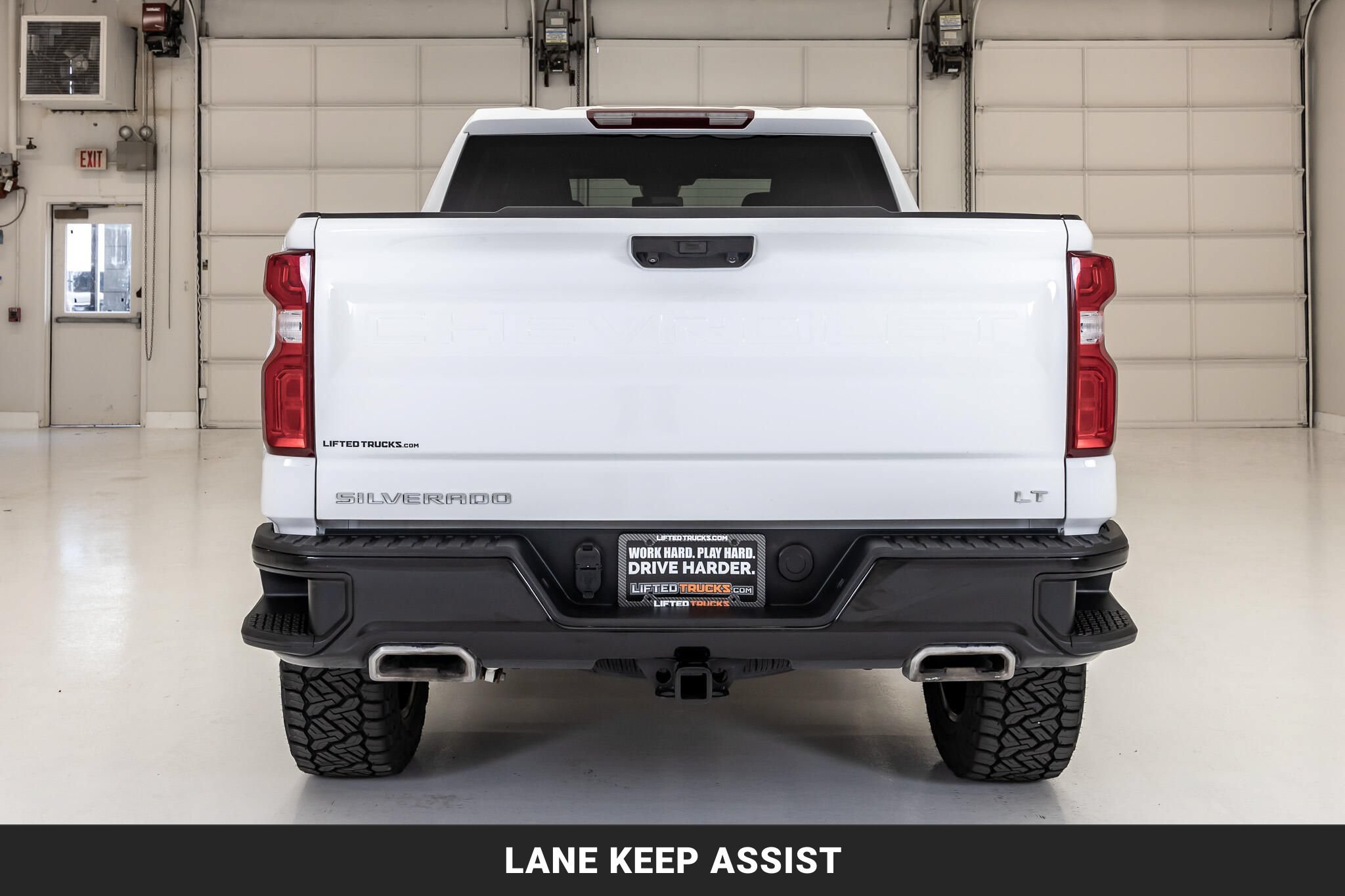 Used 2024 Chevrolet Silverado 1500 LT Trail Boss w/ Protection Package AWD/4WD image 8