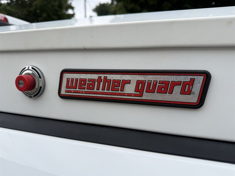 Used 2022 RAM 2500 Tradesman w/ Chrome Appearance Group RWD image 34