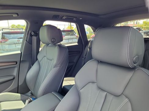 Used 2024 Audi Q5 e Premium Plus AWD/4WD image 21