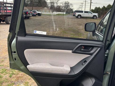 Used 2014 Subaru Forester 2.5i Premium w/ All-Weather Package image 23