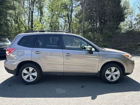 Used 2015 Subaru Forester 2.5i Premium w/ All-Weather Package AWD/4WD image 3