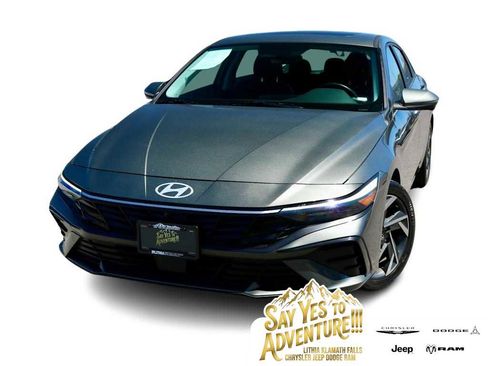 Used 2024 Hyundai Elantra Limited FWD image 1
