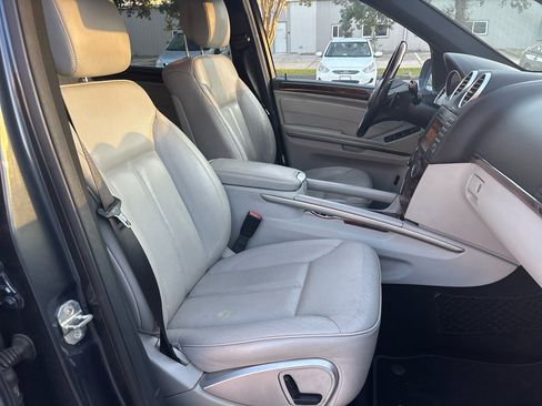 Used 2010 Mercedes-Benz GL 320 BlueTEC 4MATIC image 21