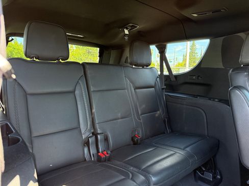 Used 2023 GMC Yukon XL Denali w/ LPO, Floor Liner Package AWD/4WD image 21