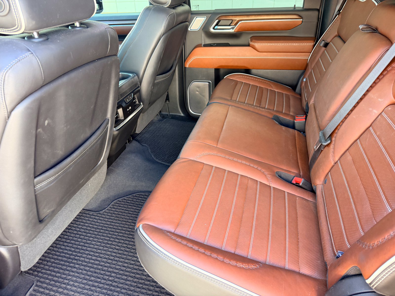 Used 2024 GMC Sierra 2500 Denali Ultimate AWD/4WD image 26