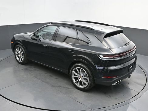 New 2026 Porsche Cayenne image 26