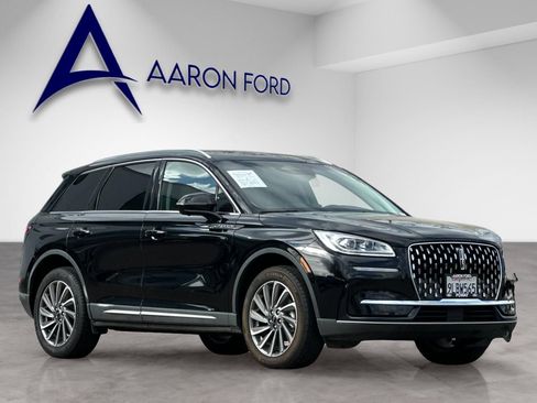 Used 2023 Lincoln Corsair Reserve w/ Equipment Group 201A image 7