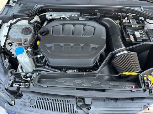 Used 2023 Volkswagen Golf 20th Anniversary Edition image 9