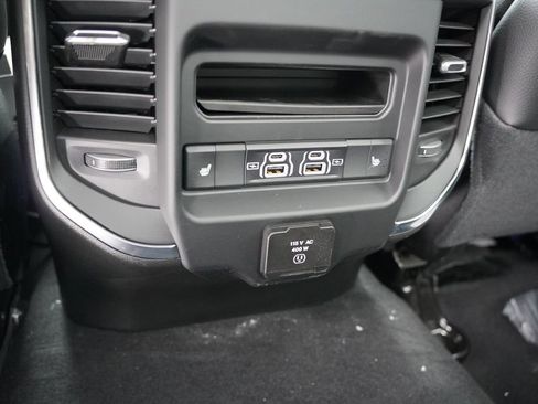 New 2026 RAM 3500 Laramie AWD/4WD image 13