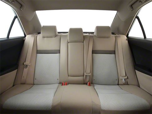 Used 2012 Toyota Camry SE w/ Convenience Pkg FWD image 14