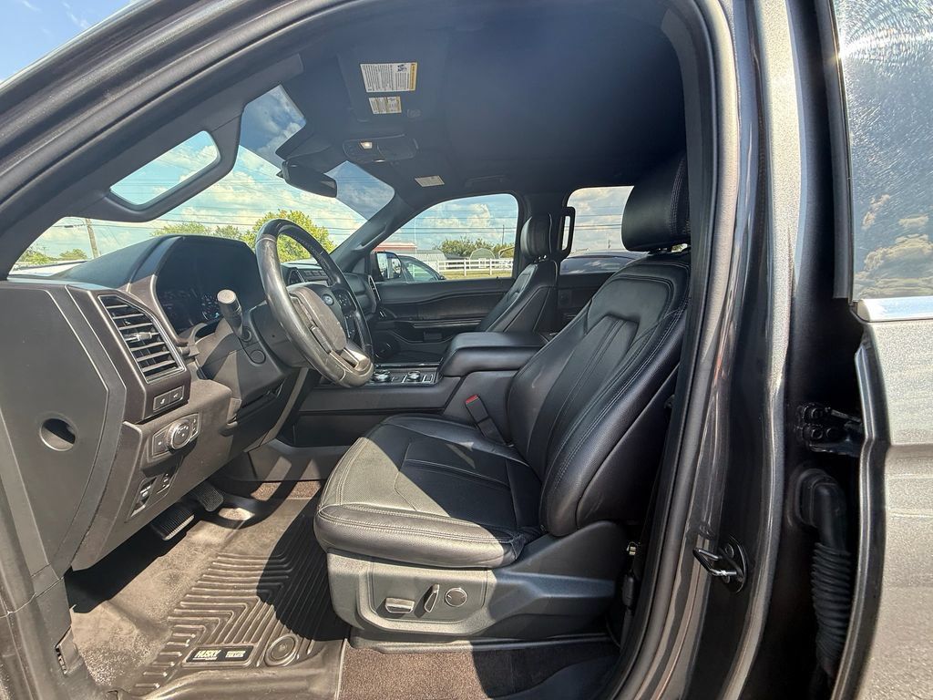 Used 2020 Ford Expedition Limited AWD/4WD image 12