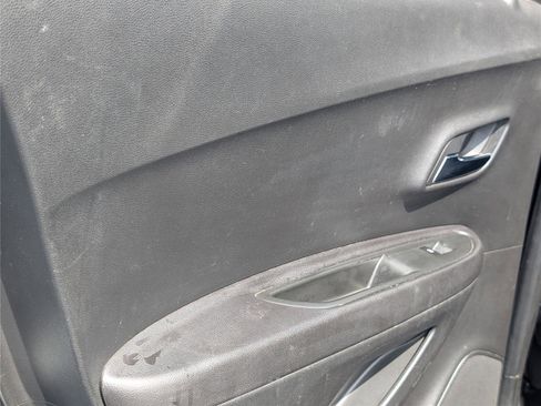 Used 2016 Chevrolet Trax LT image 31