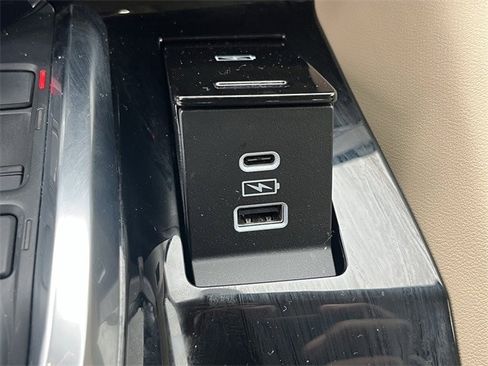 Certified 2023 Acura MDX FWD w/ Technology Package image 21