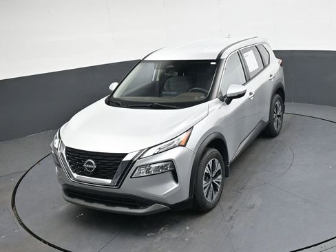 Used 2023 Nissan Rogue SV image 24