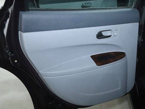 Used 2007 Buick LaCrosse CXL w/ Chromed Appearance Package image 25